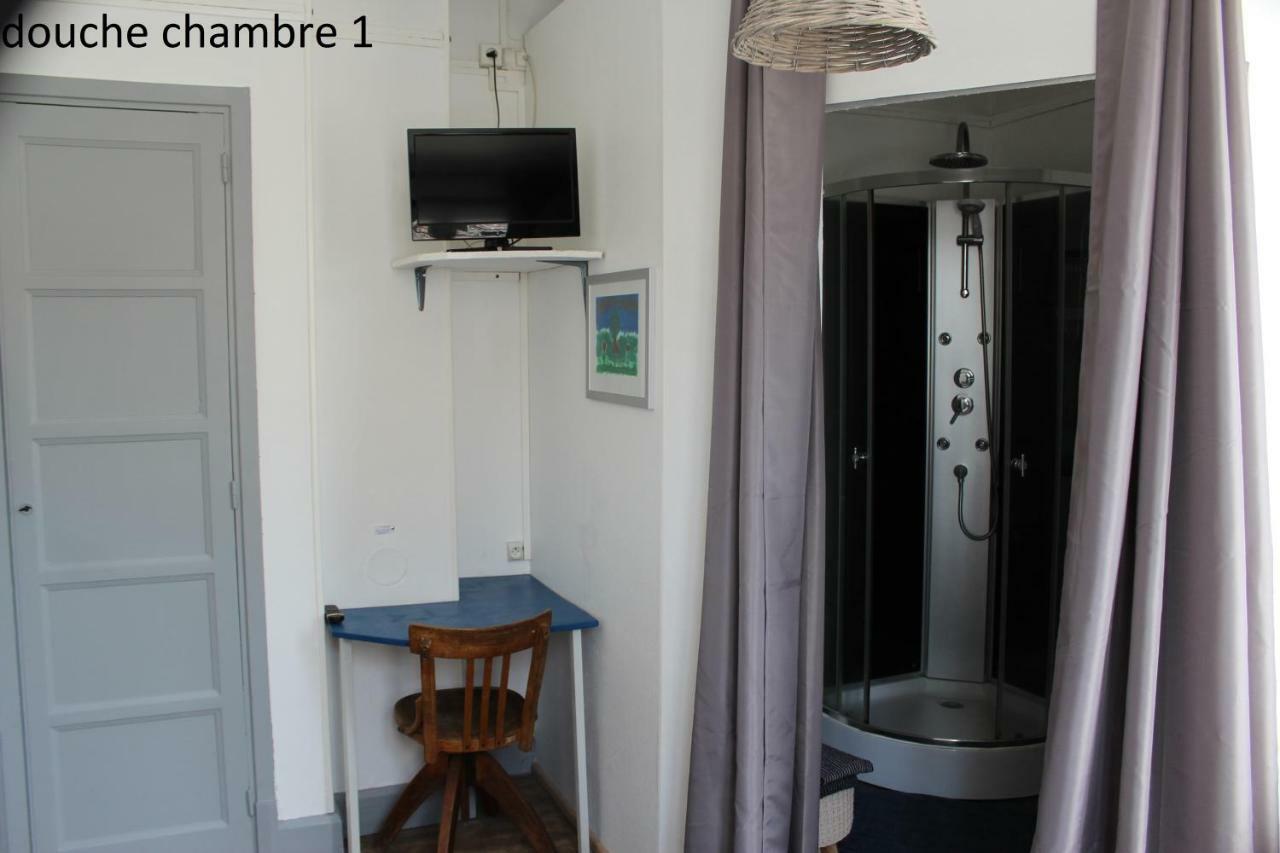 Hotel Le Dervois Монтие-ан-Дер Екстериор снимка