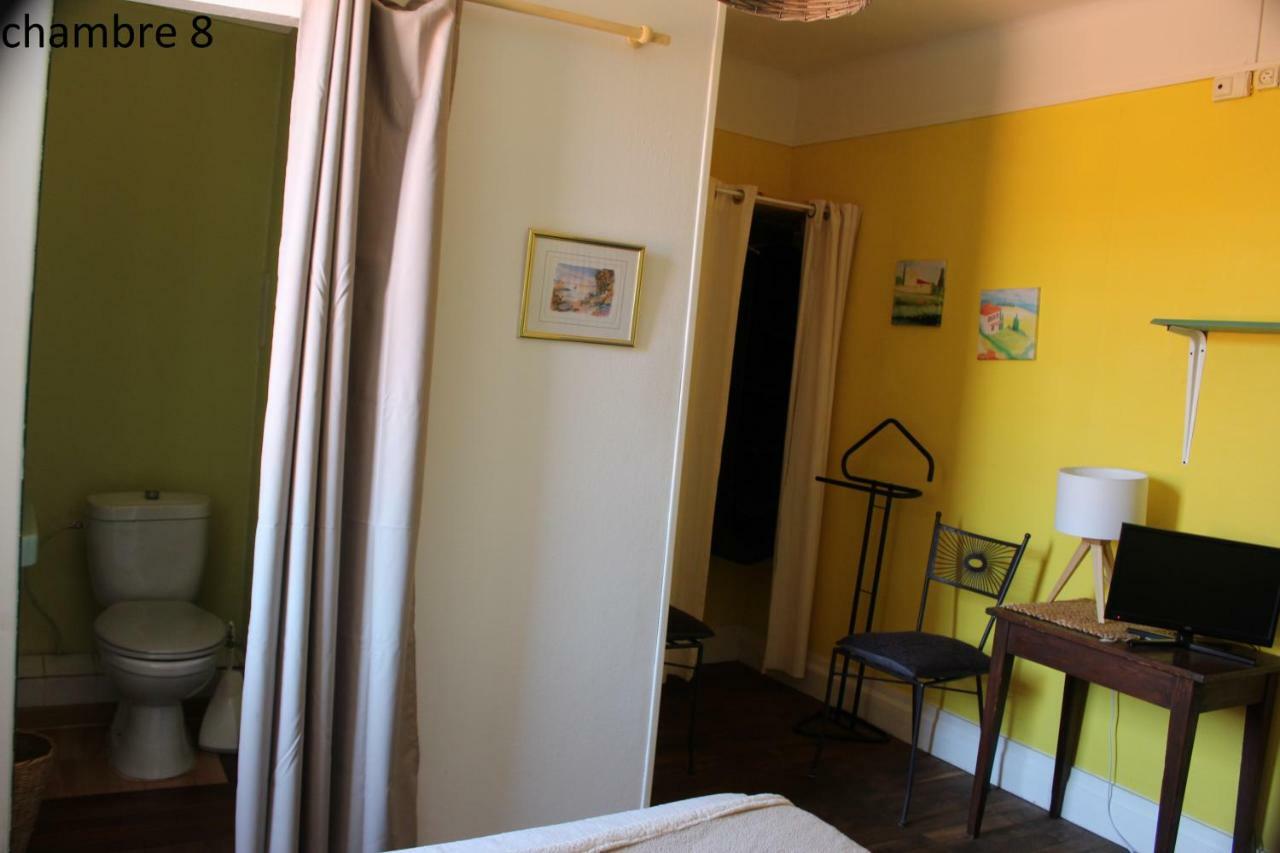 Hotel Le Dervois Монтие-ан-Дер Екстериор снимка